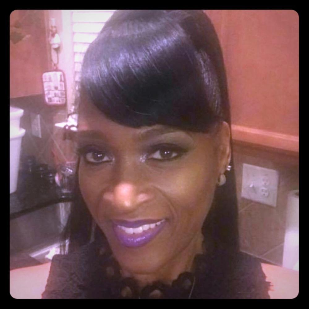 Meet your Posher, Natasha